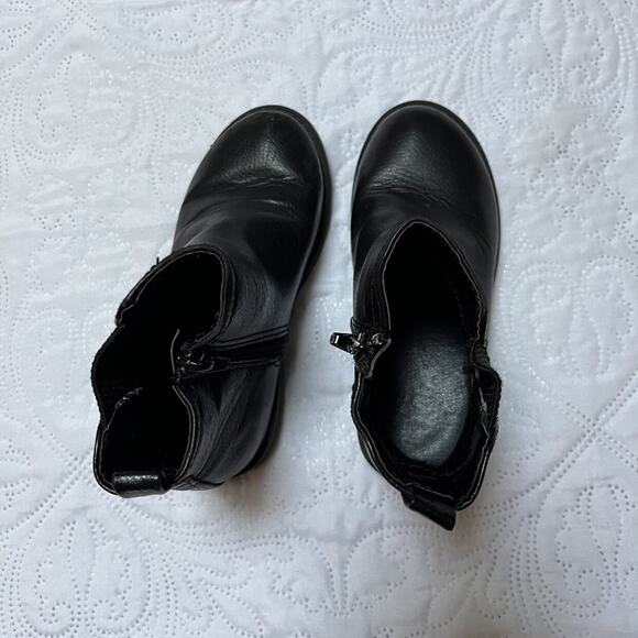 Mini Mia Solid Chelsea Boots Size 11 - Picture 7 of 9